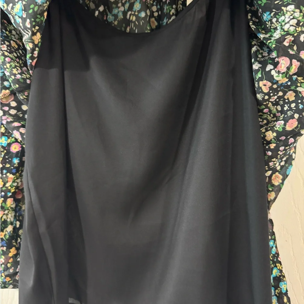 Lavender Brown Floral Black Blouse - Picture 5 of 5
